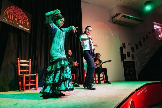 flamenco-show-in-the-center-of-granada