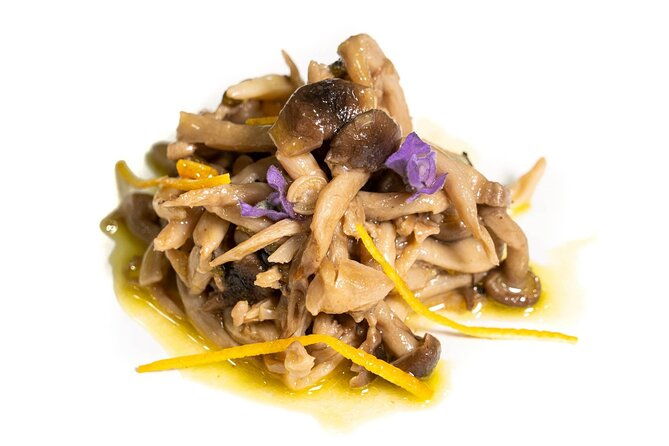 food-experience-in-mushroom-cultivation-tour-not-included