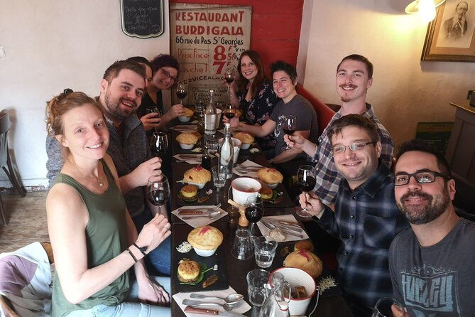food-history-tour-in-bordeaux-old-town-with-local-guide