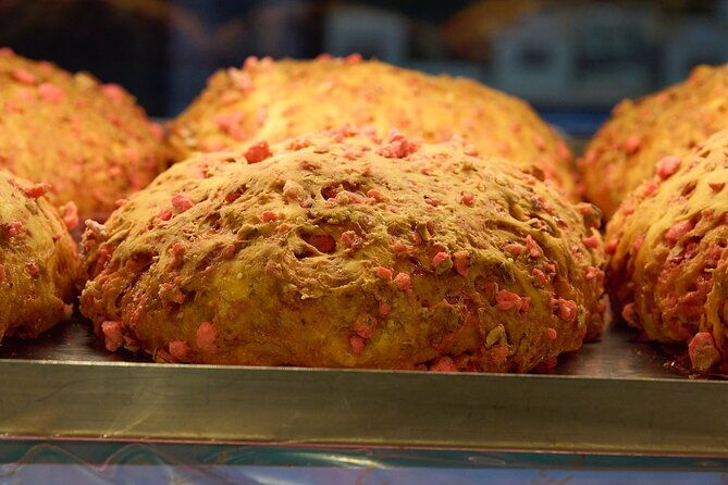 food-wine-tour-from-the-vieux-lyon-to-famous-halles-bocuse