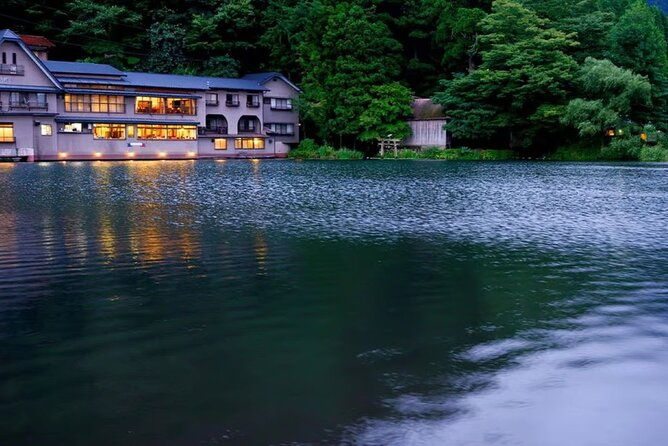 fukuoka-kyushu-tour-with-dazaifu-nyoirin-ji-temple-and-yufuin