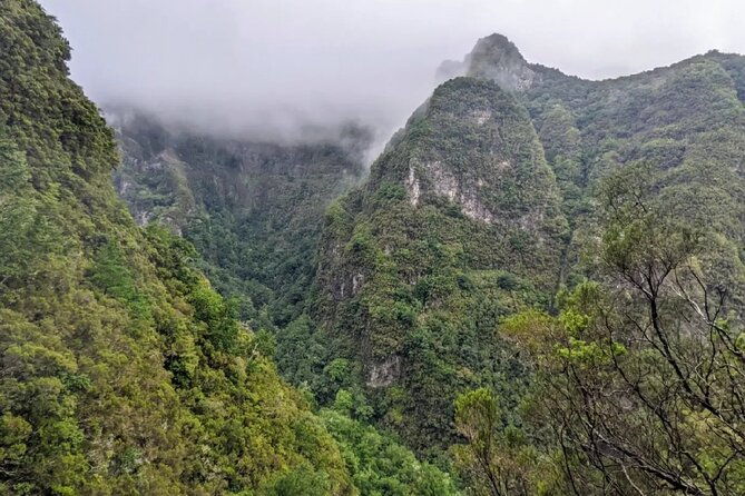 full-day-self-guided-hike-in-caldeirao-verde-levada