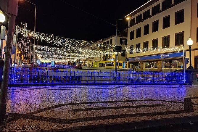 funchal-christmas-lights-sightseeing-night-tour