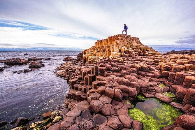 giants-causeway-tour-from-belfast-luxury-bus-castles-tour