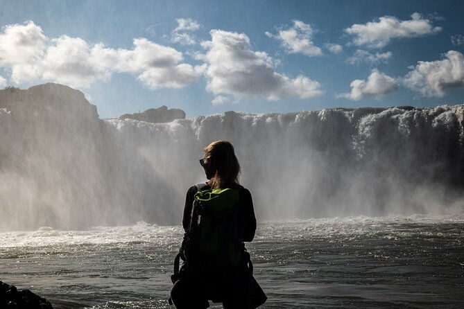 godafoss-waterfall-from-akureyri-port