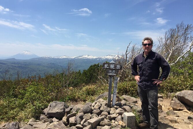 green-season-half-day-hikes-in-sapporo-and-hokkaido-with-onsen
