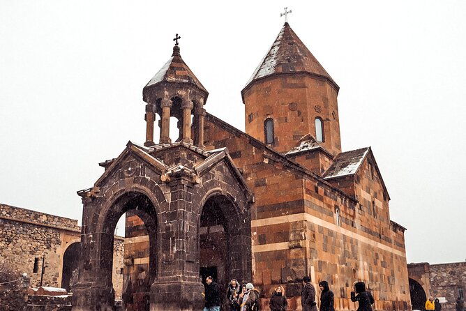 group-tour-khor-virap-garni-temple-geghard-lavash-baking