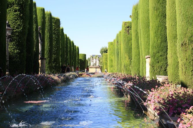 guided-tour-discover-the-2-great-monuments-in-cordoba-mezquita-and-alcazar