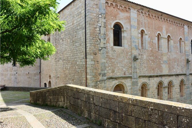 guided-walking-tour-in-girona