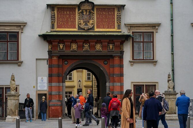guided-walking-tour-of-vienna-city-center-highlights