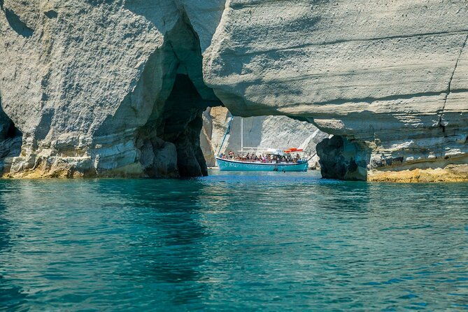 half-day-boat-tour-to-kleftiko-milos