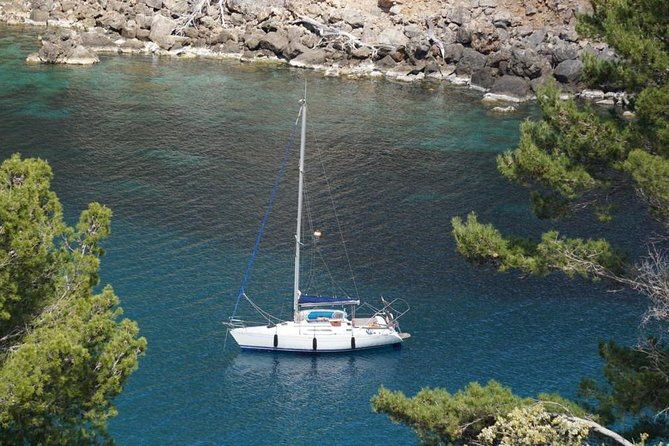 half-day-sailing-excursion-along-the-coast-with-sunset