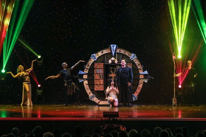 hamners-unbelievable-variety-show-in-branson