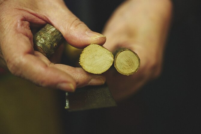 hand-carved-stamps-made-with-craftsmen-in-asakusa-tokyo