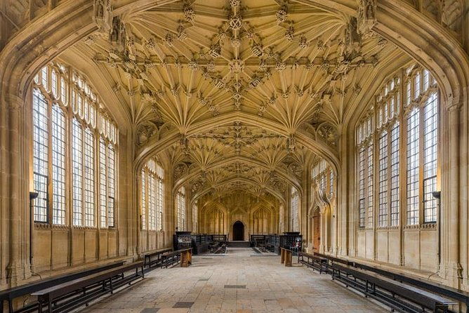 harry-potter-walking-tour-of-oxford-including-new-college