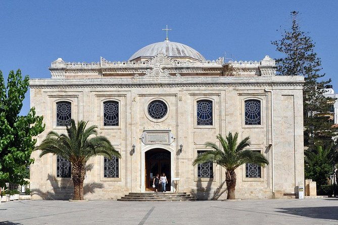 heraklion-city-walking-tasting-tour-stroll-downtown