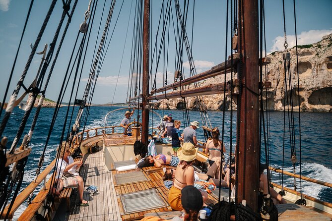 highlights-of-kornati-by-traditional-sail-boat