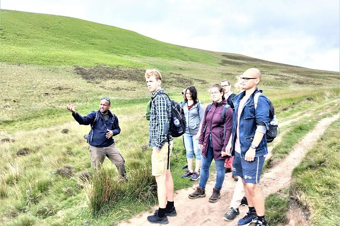 hill-nature-hike-discover-real-edinburgh-with-a-local-expert