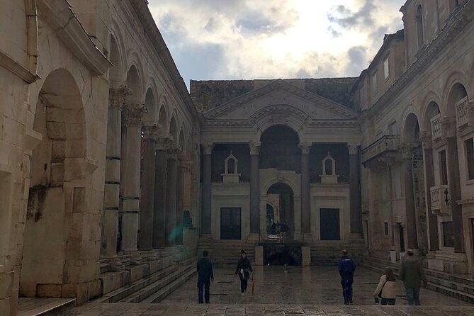 history-cultural-walking-tour-of-split-and-diocletians-palace