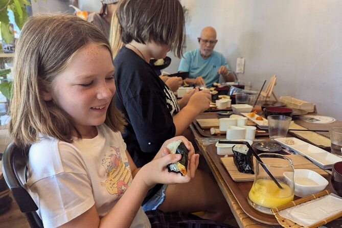 home-made-onigiri-and-matcha-cooking-class