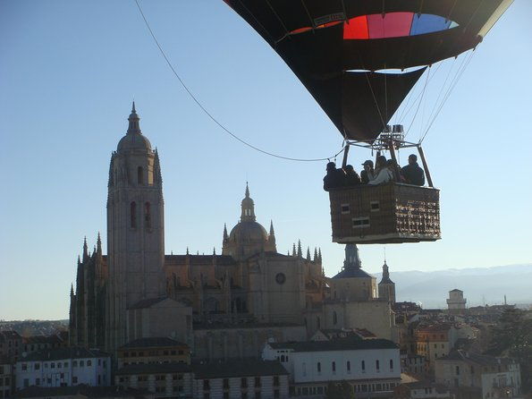 hot-air-balloon-ride-over-segovia-with-optional-transport-from-madrid