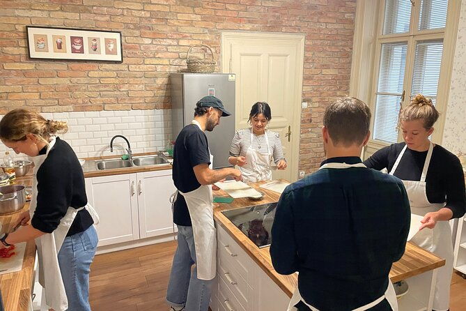 hungarian-cooking-class-with-iconic-dishes