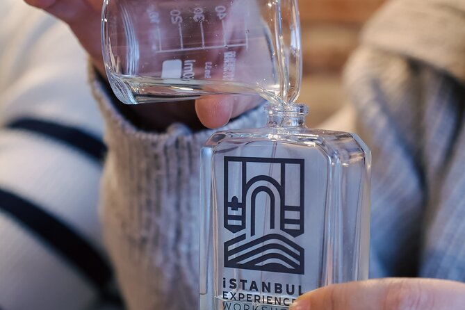 istanbul-perfume-making-workshop-with-bosphorus-view