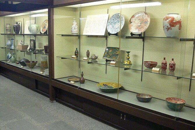 kanazawa-art-traditional-pottery-workplace-insights