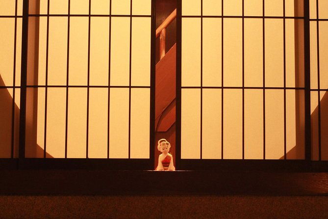 kanazawa-night-tour-with-local-meal-and-drinks