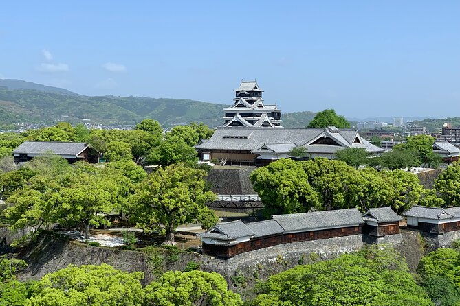 kumamoto-castle-walking-tour-with-local-guide