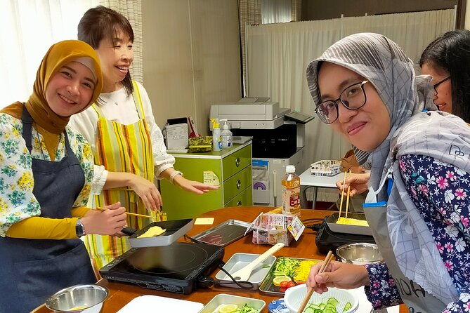 kyoto-near-fushimiinarijapanese-cooking-class-supermarket-tour