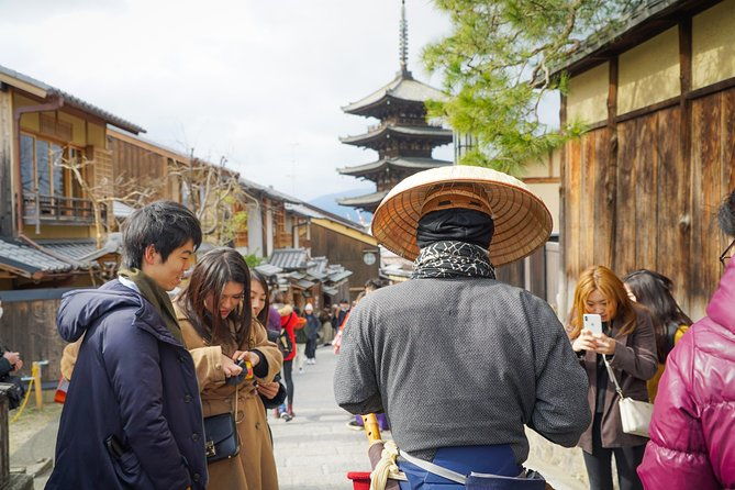 kyoto-tea-ceremony-kiyomizu-dera-temple-walking-tour-2