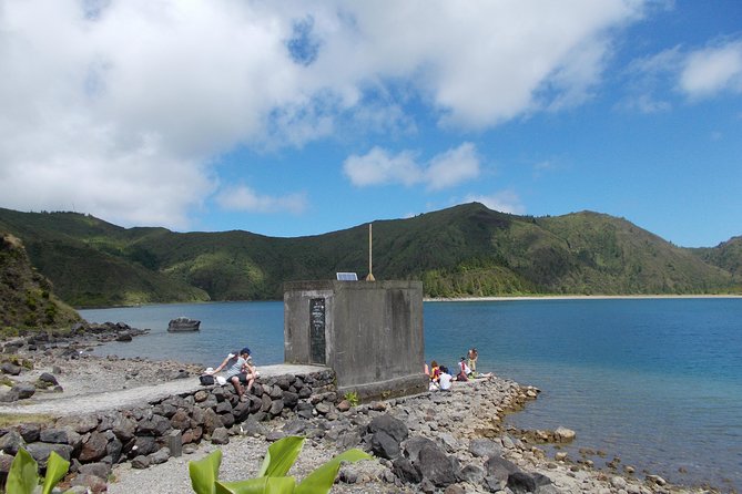 lagoa-do-fogo-walking-tour-with-lunch-from-ponta-delgada