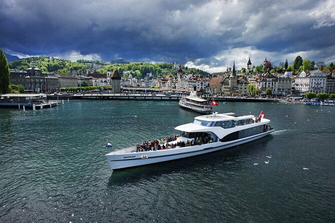 lake-lucerne-panoramic-sightseeing-cruise