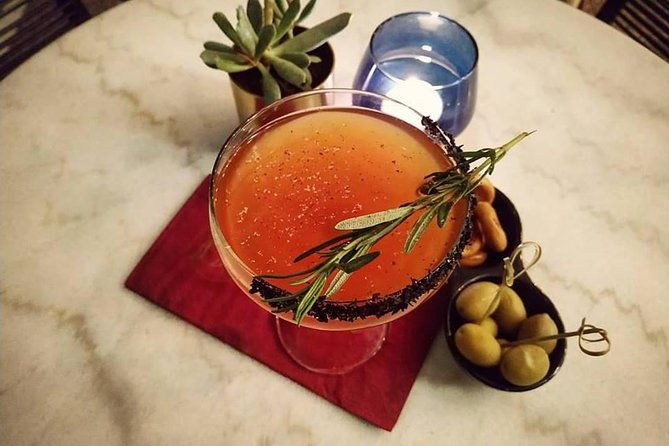larnaca-shake-n-make-cypriot-flavours-cocktail-making-class-3hrs