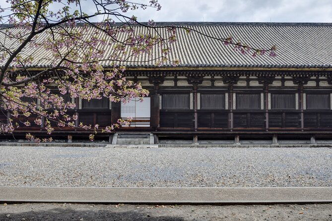 lets-enjoy-kyoto-in-a-kimono-visit-the-mysterious-fushimi-inari