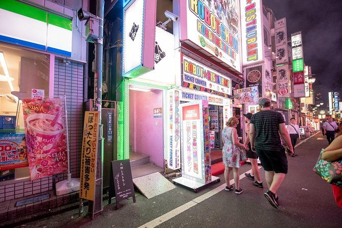 licensed-guide-kabukicho-shinjuku-nite-experience-tourtokyo