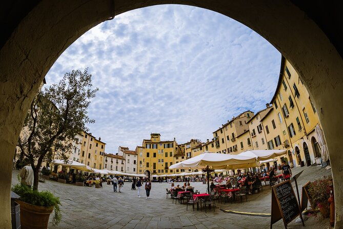 lucca-a-walking-food-tour-with-full-meal-by-do-eat-better