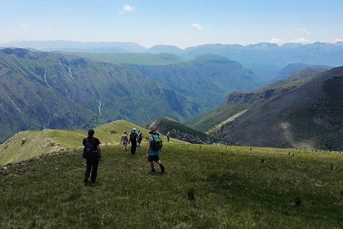 lukomir-nomad-village-hiking-from-sarajevo-local-lunch-included