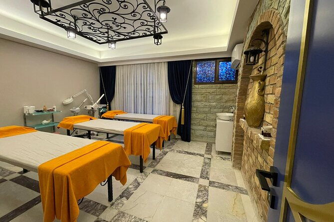marmaris-traditional-turkish-bath-experince-with-oil-massage