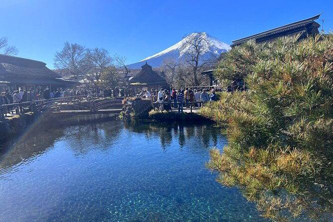 mt-fuji-lake-kawaguchiko-private-tour-with-pick-up