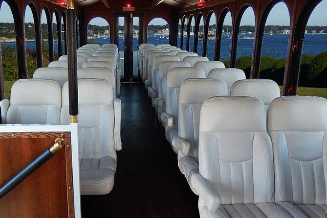 newport-gilded-age-mansions-trolley-tour-with-breakers-admission