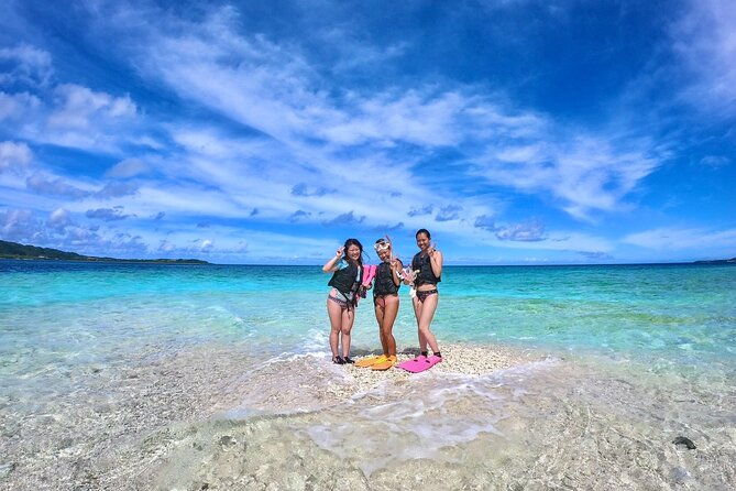 okinawa-iriomote-sup-or-canoe-and-barasu-island-snorkeling-tour