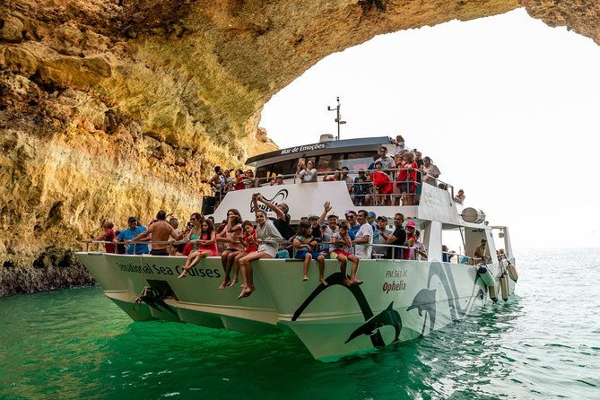 ophelia-catamaran-cruises-beach-bbq