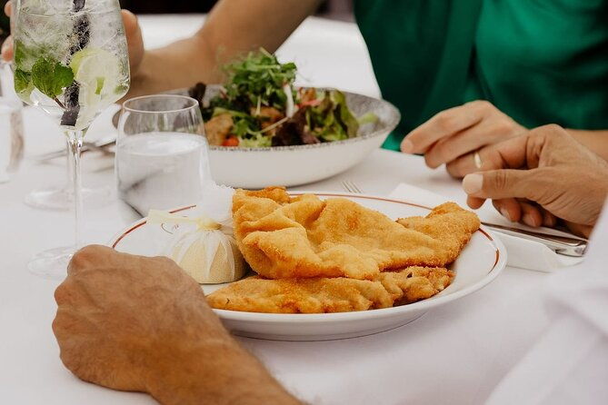 original-sound-of-music-tour-salzburg-with-schnitzel-and-noodle