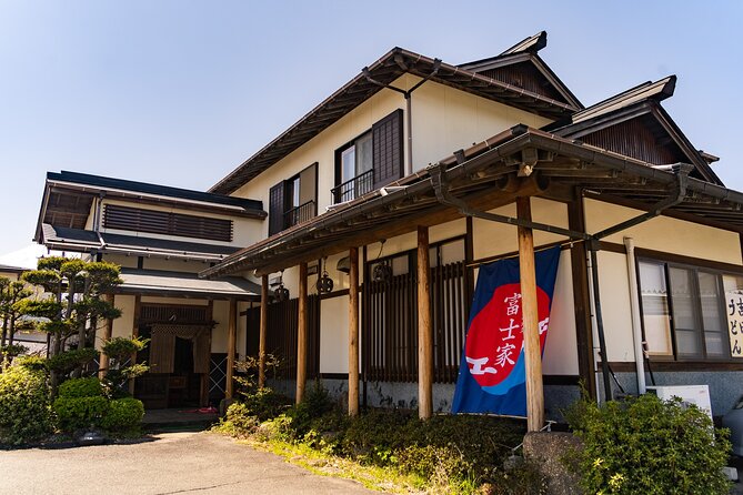 oshinohakkai-soba-making-and-cooking-class-from-yamanashi