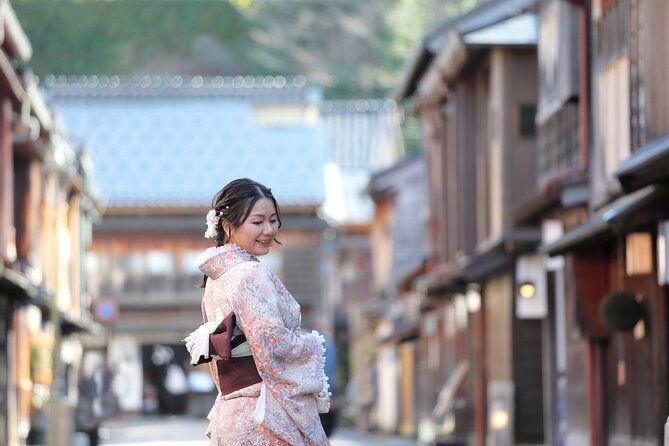 photoshoot-session-by-professional-photographer-in-kanazawa