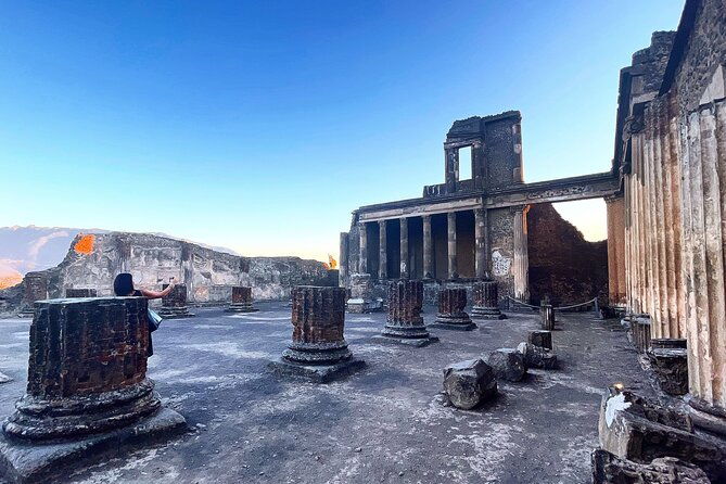 pompeii-from-the-afternoon-to-the-sunset