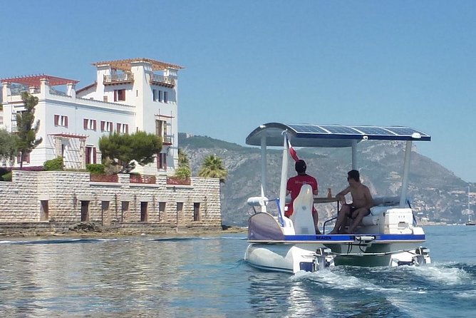 premium-tour-on-a-solar-powered-boat-private-group