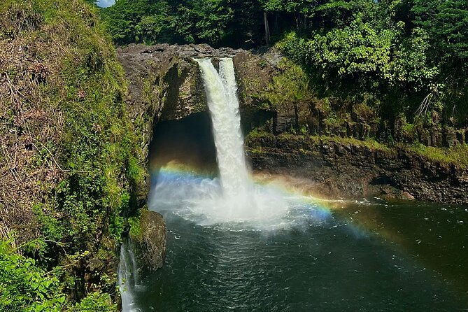 private-big-island-tour-coffee-beaches-volcanos-waterfalls